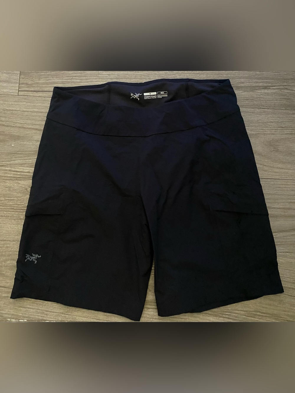 Arc'teryx Women's Sabria Black Hiking Athletic Shorts with Side Pockets